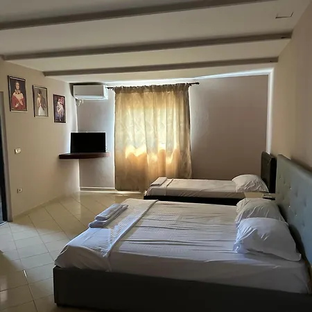 Bar Orgito Hotel Lushnjë