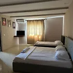 Bar Orgito מלון Lushnjë